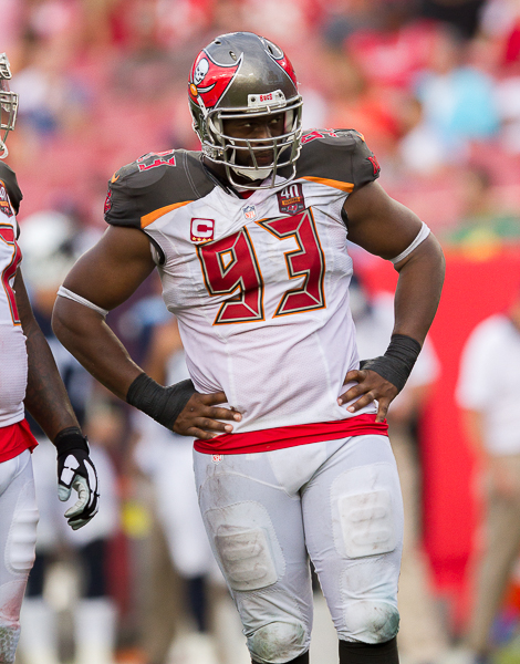 Even aching, Gerald McCoy has something to give to Bucs' defense./JEFFREY S. KING